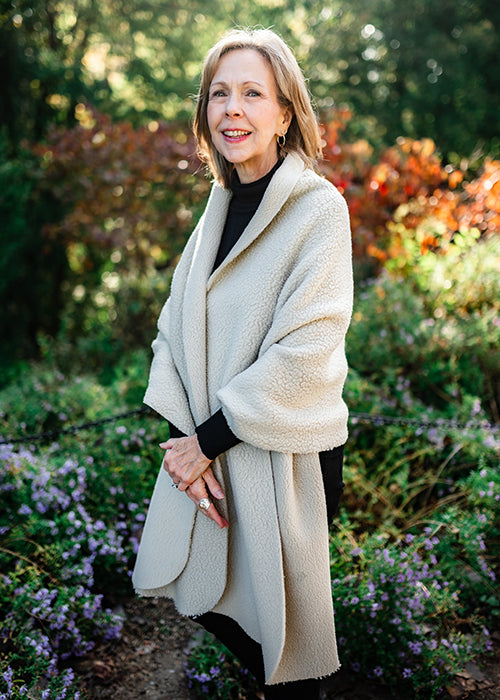 Cloque: The Shawl Cloque