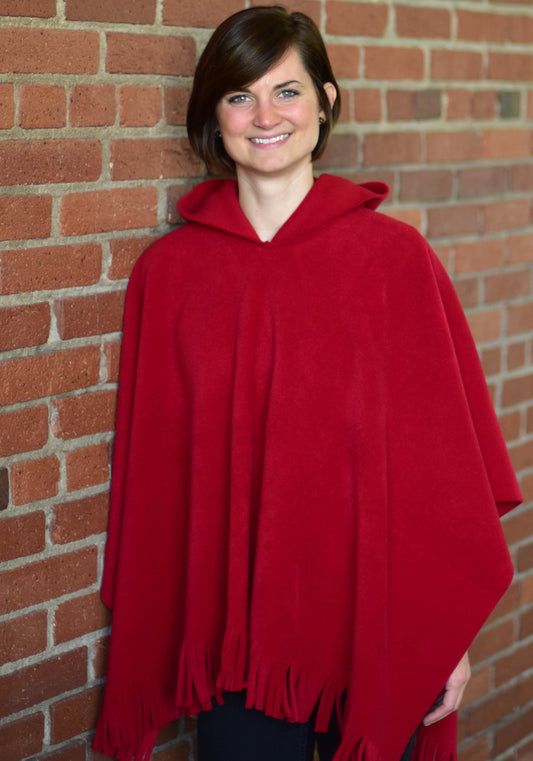 Mantoque: Fringed Mantoque with Hood (Women)