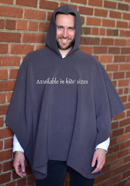 Mantoque: Non-Fringed Mantoque with Hood (Boys)